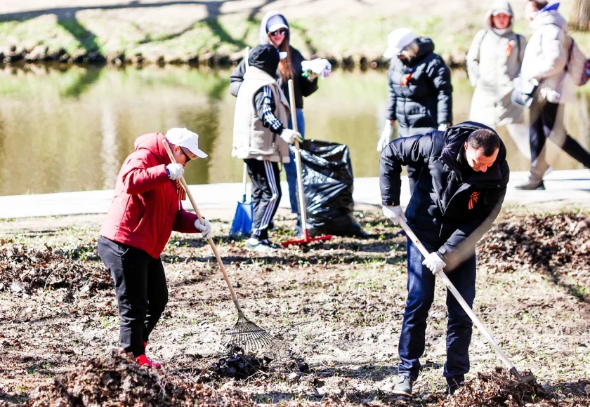 Дмитрий Волков принял участие во Всероссийском субботнике в Красногорске
