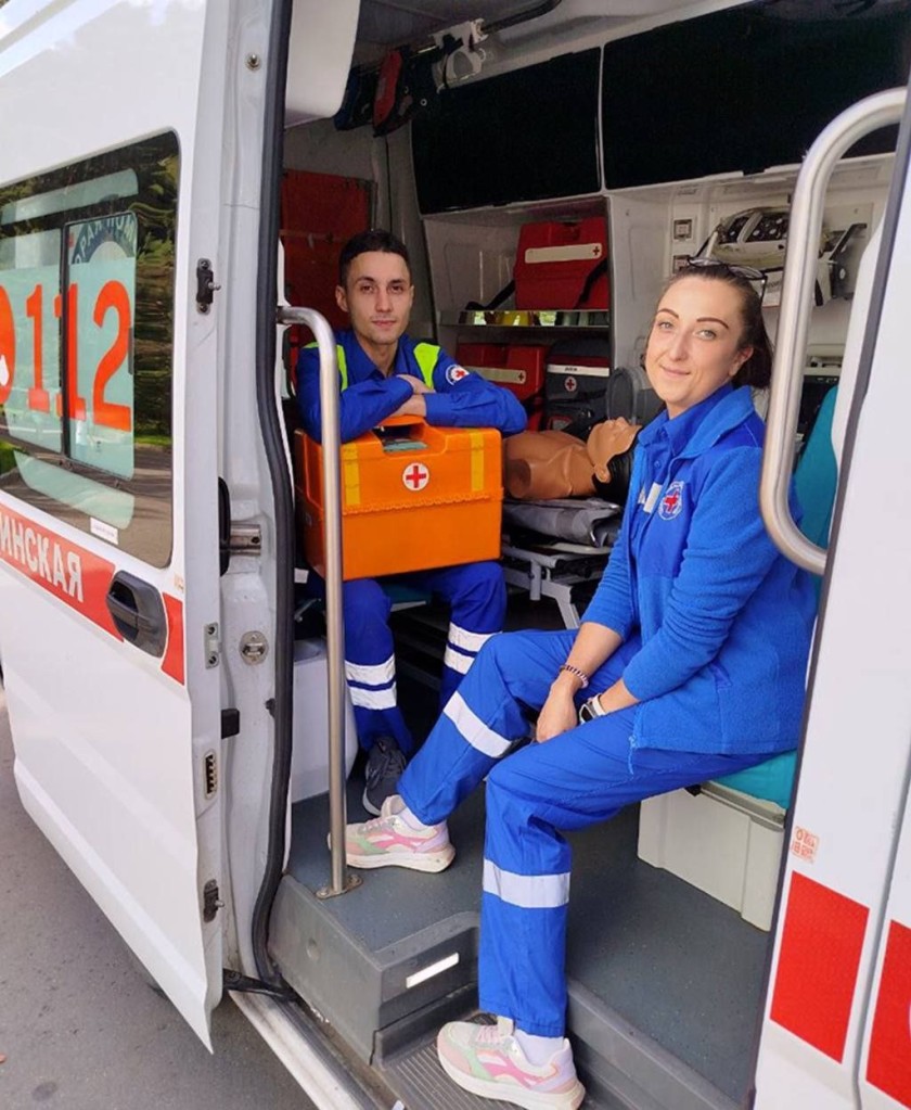 Дмитрий Волков поздравил работников скорой медицинской помощи с профессиональным праздником