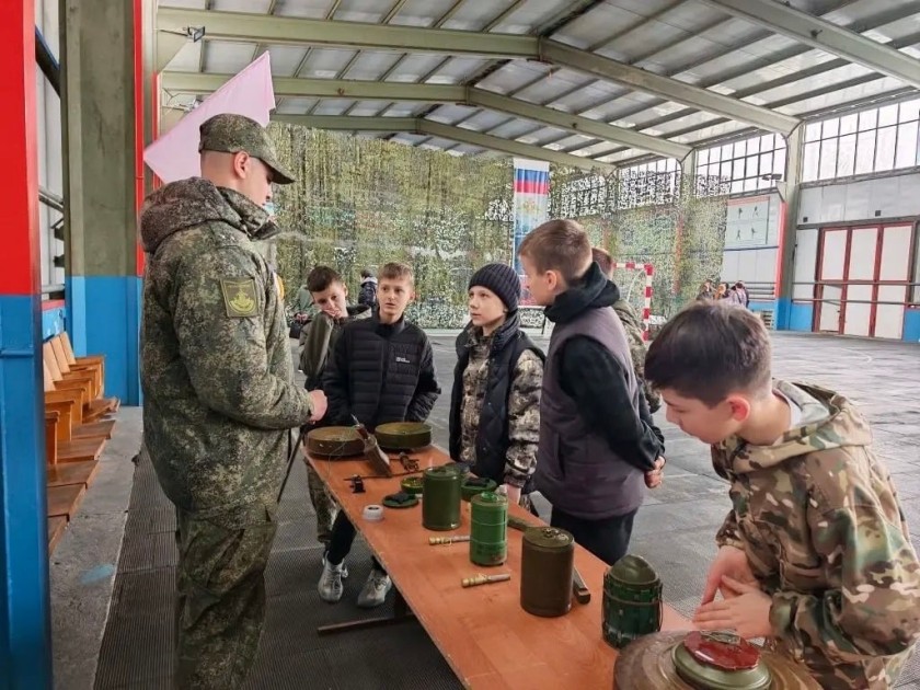 На фестивале «Фронтовая землянка» в Волгоградской области наградили директора лицея № 1 из Нахабино