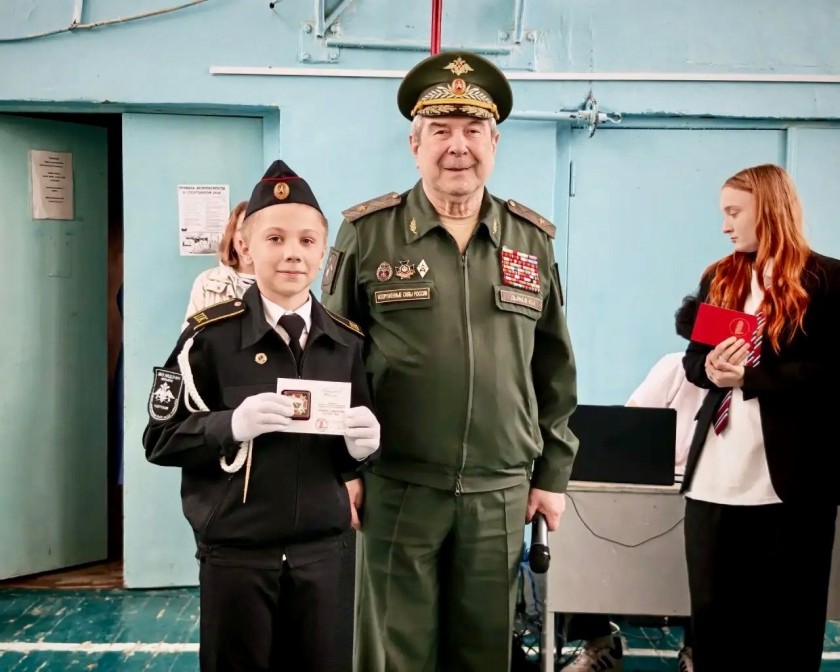 На фестивале «Фронтовая землянка» в Волгоградской области наградили директора лицея № 1 из Нахабино