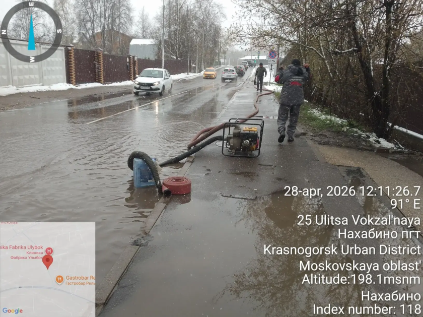 Апрельский снег в Красногорске: весна взяла паузу, а дворники - лопаты