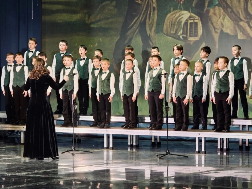 В Красногорске прошел отчетный концерт Детской музыкальной хоровой школы «Алые паруса»