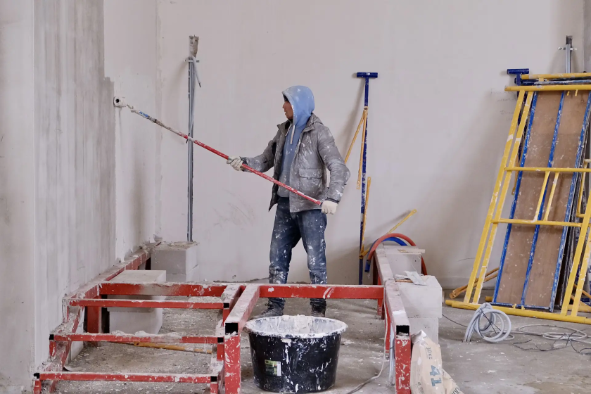 В Красногорске продолжается капитальный ремонт здания гимназии №2 на улице Кирова