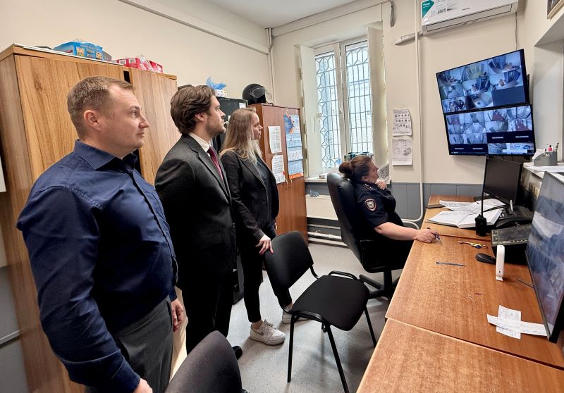 Представители Общественного совета при УМВД России по г.о. Красногорск проверили изолятор временного содержания