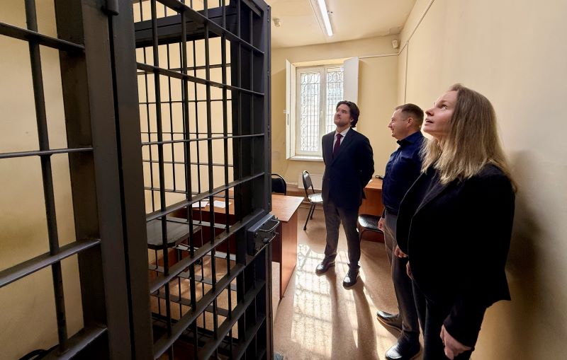 Представители Общественного совета при УМВД России по г.о. Красногорск проверили изолятор временного содержания
