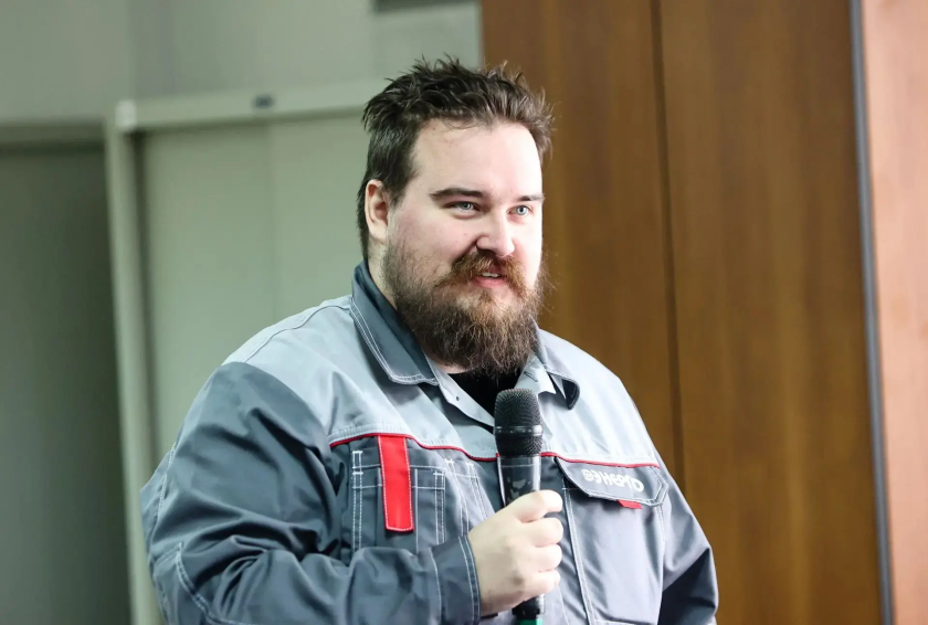Дмитрий Волков встретился с коллективом предприятия «Энергоспецтехника» в Нахабино