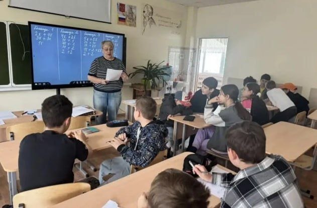 В красногорских школах стартовал проект «Умные каникулы», благодаря которому учащиеся 2-8 и 10 классов смогут весело и интересно провести время и приобрести новые знания и умения