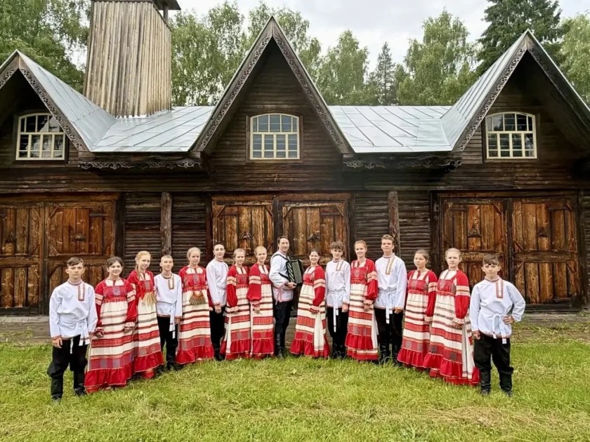 Красногорский ансамбль «Оберег» КДК «Мечта» завоевал Гран-при на Межрегиональном фестивале русской культуры «Обереги России» в Торжке