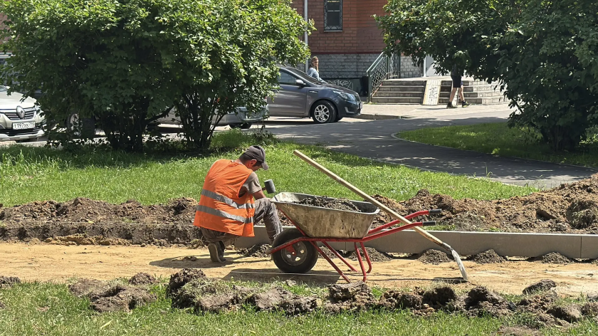 Благоустройство продолжается: новые дорожки и тротуары в Красногорске