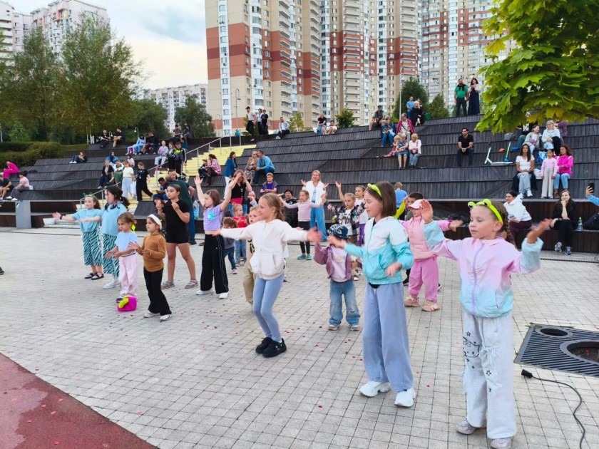Летний вечер у реки