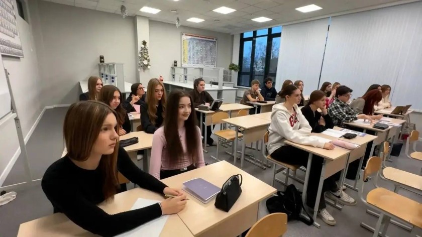 Поддержка педагогов в Красногорске: меры, примеры, перспективы