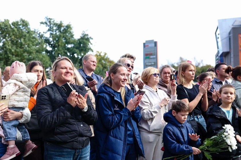 Обновленная Доска Почета открылась в Красногорке в День города