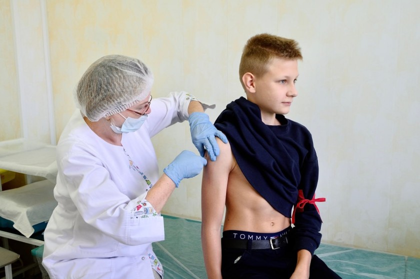 В лицее №4 продолжается вакцинация от гриппа