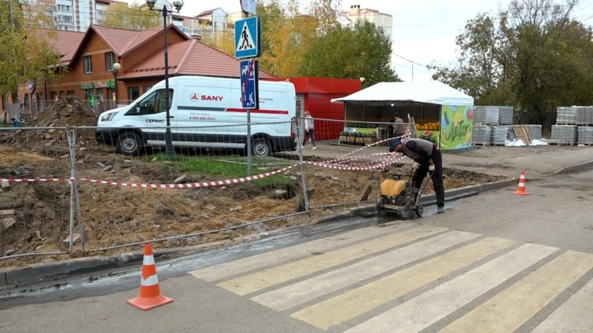 В Нахабино продолжается масштабное благоустройство сквера на улице Школьной