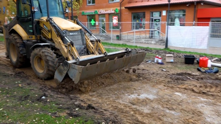 В Нахабино продолжается масштабное благоустройство сквера на улице Школьной