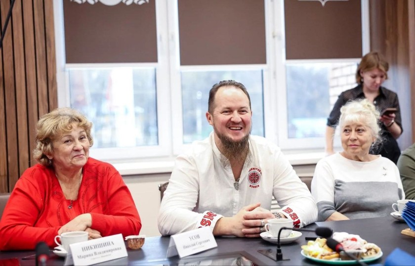 Дмитрий Волков поздравил старост Красногорска с профессиональным праздником