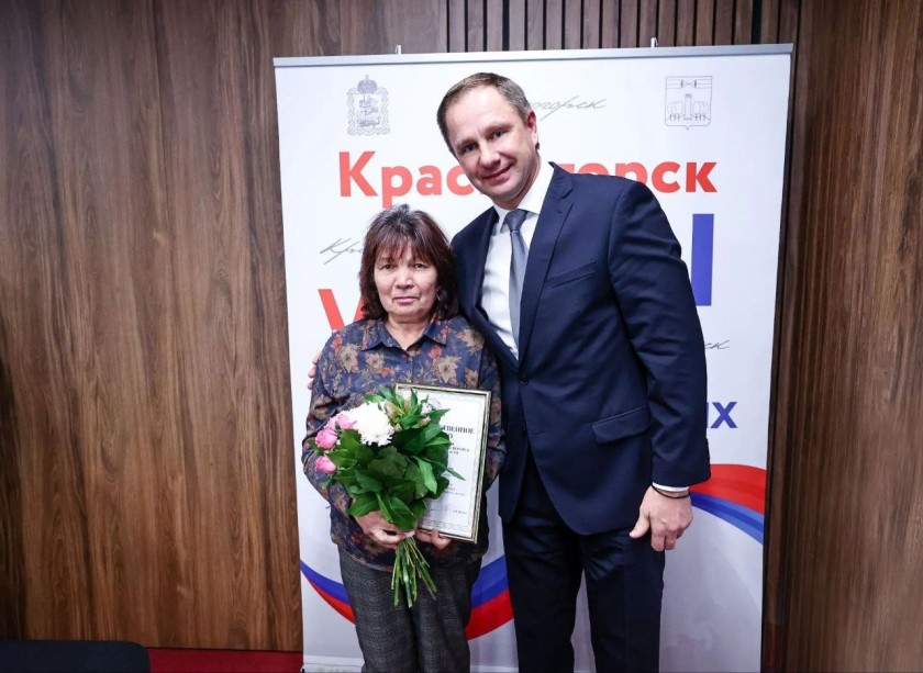 Дмитрий Волков поздравил старост Красногорска с профессиональным праздником
