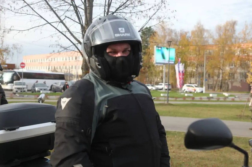 Деревья в память о погибших на СВО мотоциклистах высадили в Нахабино