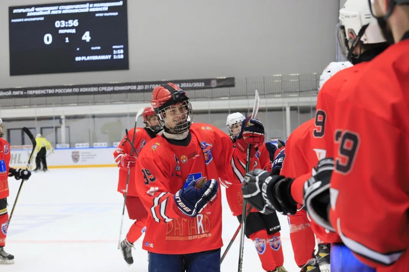 В Красногорске состоялся первый матч Чемпионата студенческой и молодёжной хоккейной лиги Московской области