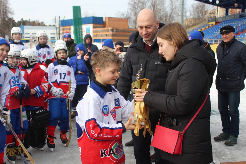 В Красногорске прошёл турнир по хоккею с мячом