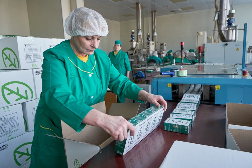 Эльмира Хаймурзина посетила производство лекарственных трав