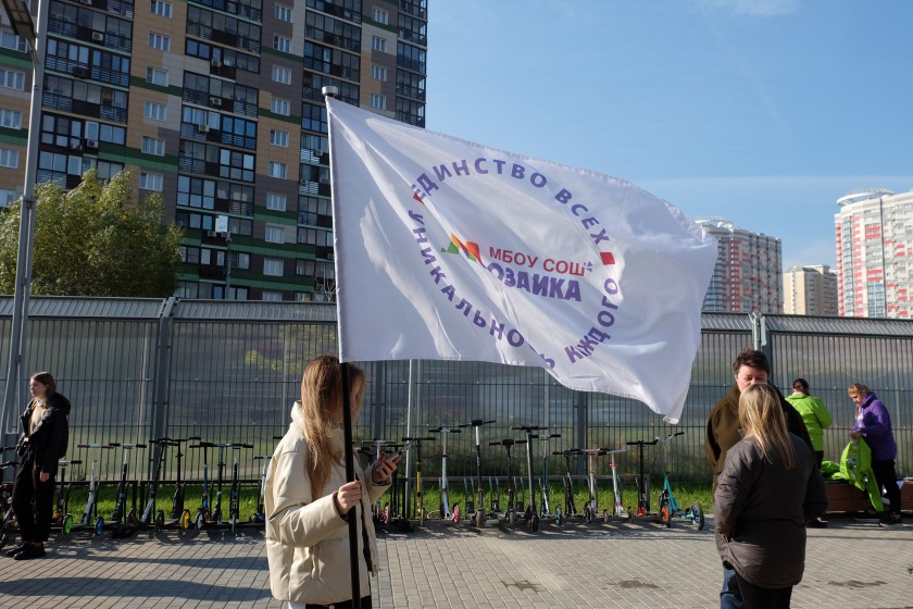 52 хвойных саженца высадили школьники в д.Путилково