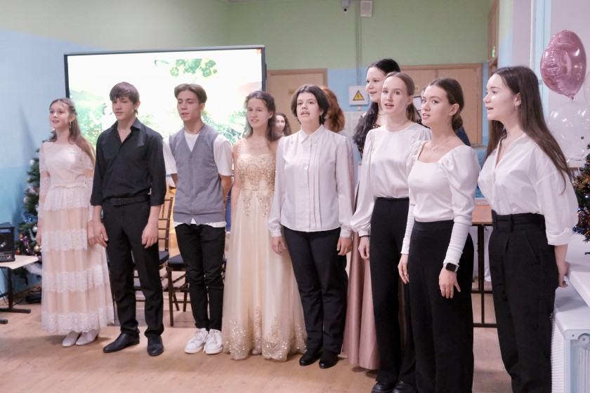 120 лет исполнилось Нахабинской средней общеобразовательной школе №2