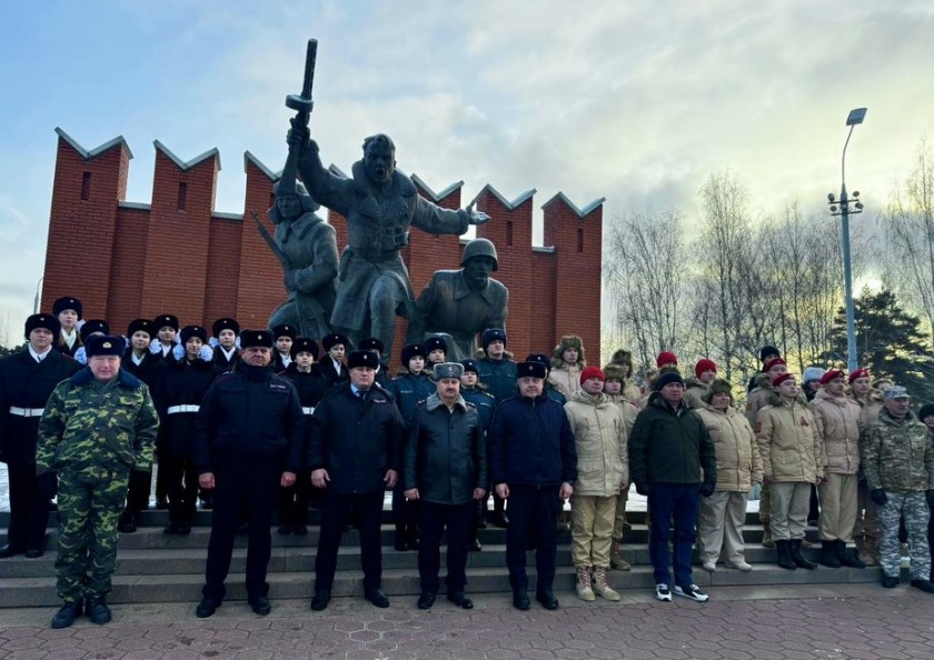 Госавтоинспекторы Московской области почтила память героев битвы под Москвой