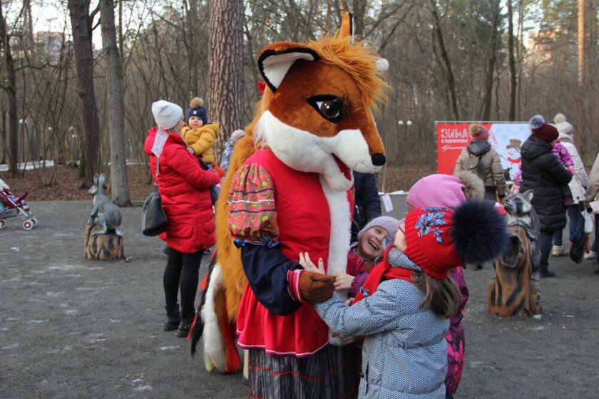 Самая большая ёлка на парковых территориях Красногорска открылась в экопарке «Губайловский»