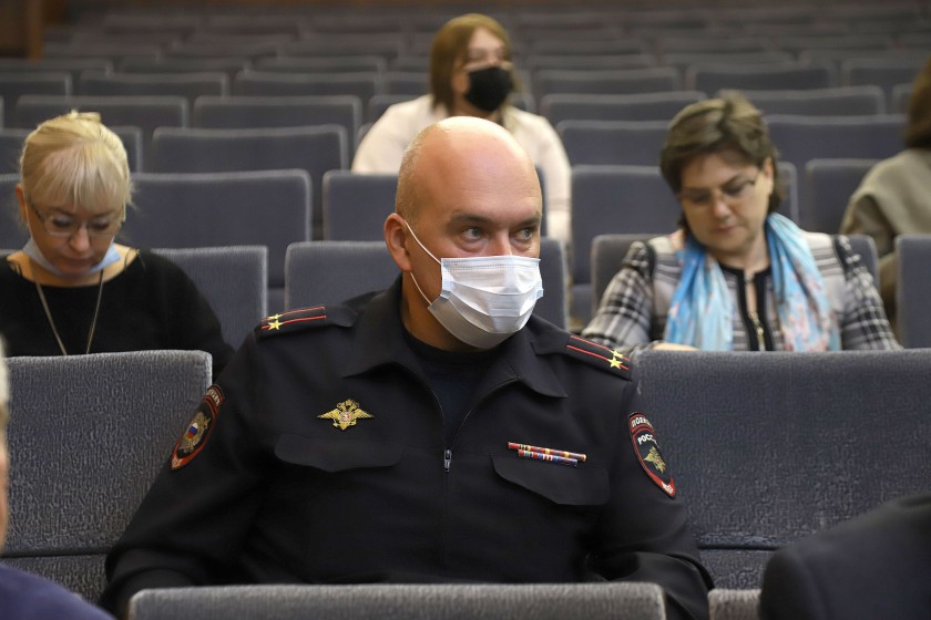 Пожарную безопасность, заболеваемость ОРВИ и темпы вакцинации обсудили в Красногорске