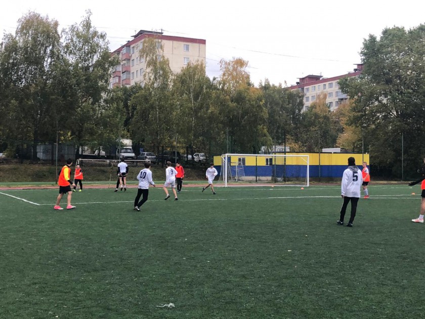 В округе пройдут финальные матчи по мини-футболу среди школьников