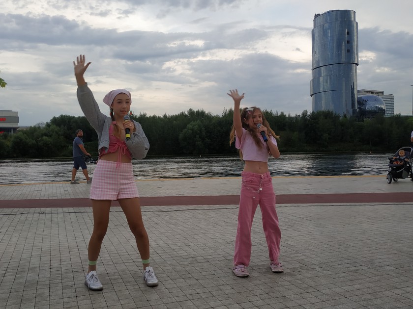 В Красногорске состоялась программа «Летний вечер у реки»