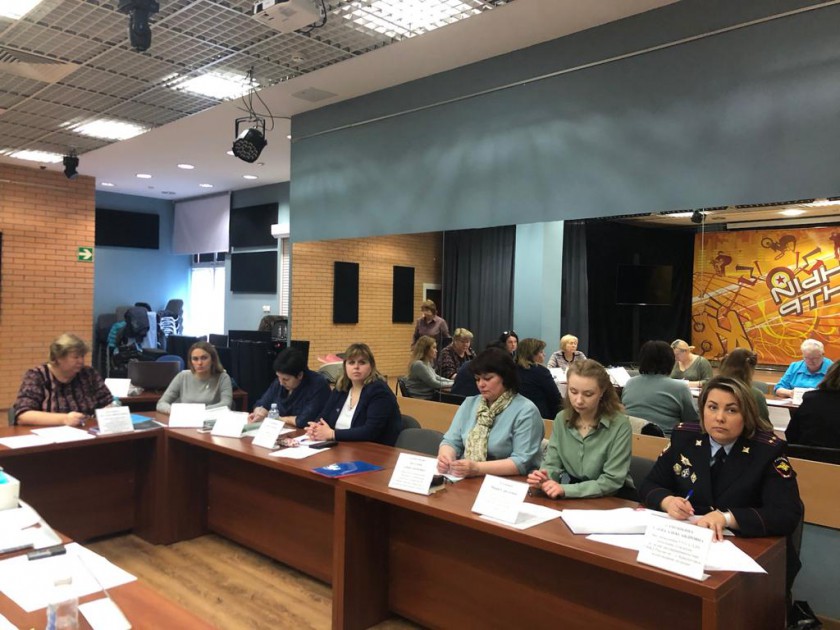 Заседание Комиссии по делам несовершеннолетних и защите их прав состоялось 9 апреля