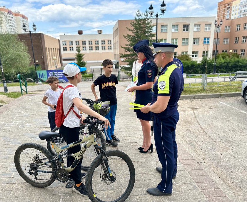 Сотрудники Госавтоинспекции Красногорска провели беседы с велосипедистами