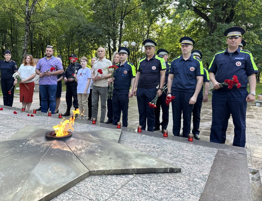 Сотрудники Красногорской Госавтоинспекции присоединились к патриотической акции «Свеча памяти»