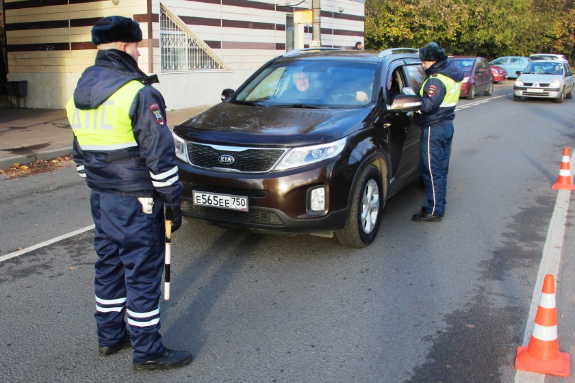 В подмосковном Красногорске водителям напомнили, что «алкоголь искажает реальность»!