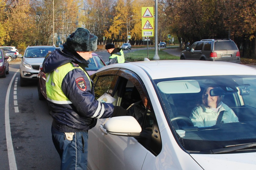 В подмосковном Красногорске водителям напомнили, что «алкоголь искажает реальность»!