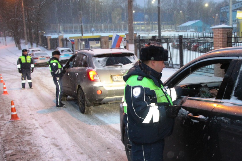 В ПОДМОСКОВНОМ КРАСНОГОРСКЕ ВОДИТЕЛЯМ НАПОМНИЛИ, ЧТО «АЛКОГОЛЬ ИСКАЖАЕТ РЕАЛЬНОСТЬ»!