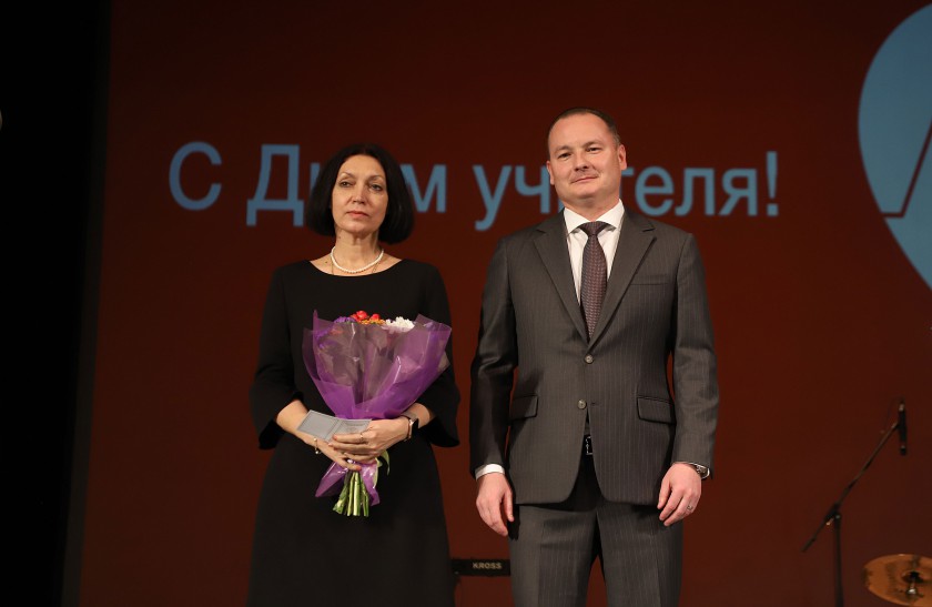 Алексей Спасский поздравил учителей округа