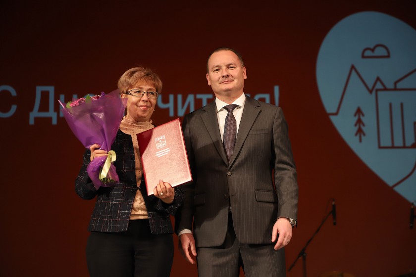 Алексей Спасский поздравил учителей округа