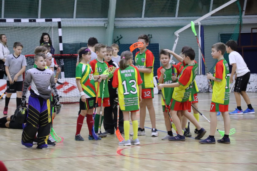 Нахабинская команда «Смерч» заняла третье место в турнире по флорболу