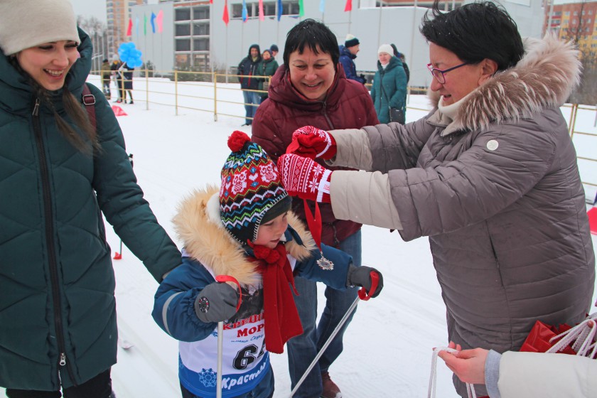 Более тысячи дошкольников вышли на лыжню в Красногорске