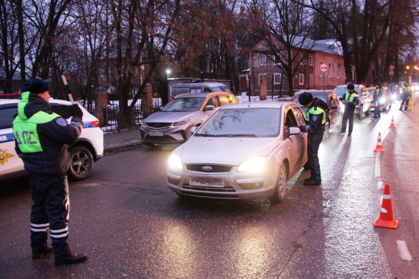 Сотрудники Госавтоинспекции Московской области проверят водителей на трезвость