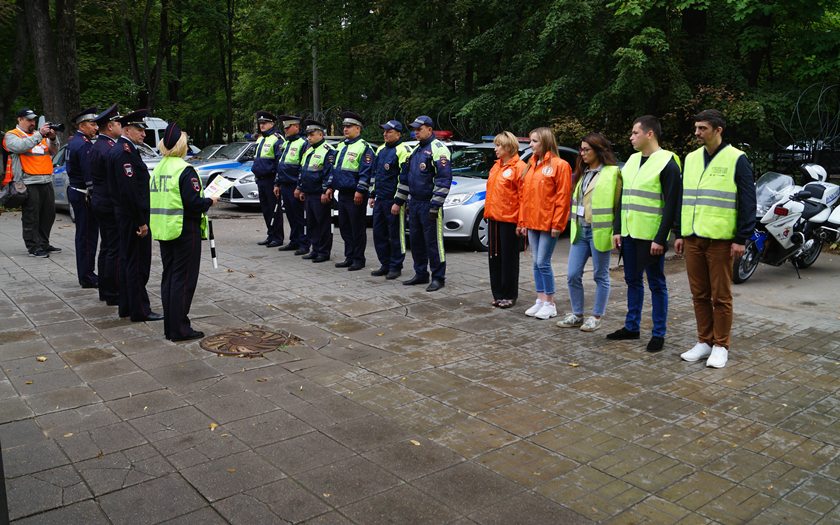 Комплексный профилактический рейд перед началом мероприятий «Внимание – дети!» провели сотрудники полиции в городском округе Красногорск