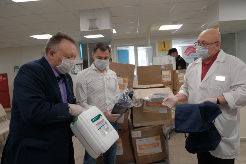 1000 единиц средств индивидуальной защиты передали медикам Красногорска