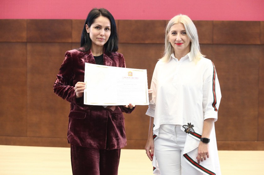 Четыре педиатра из Красногорска получили сертификаты на соципотеку