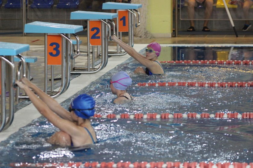Соревнования по плаванию прошли в Красногорске