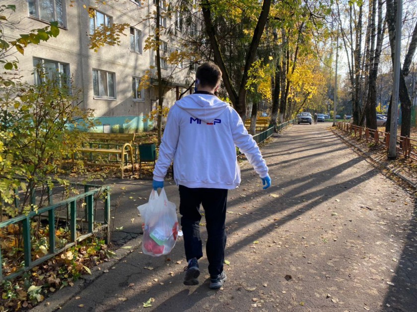 Жители Красногорска могут обратиться в штаб волонтеров за помощью