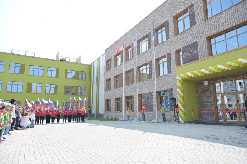Дмитрий Волков открыл школу на 1150 мест в ЖК Новая Рига