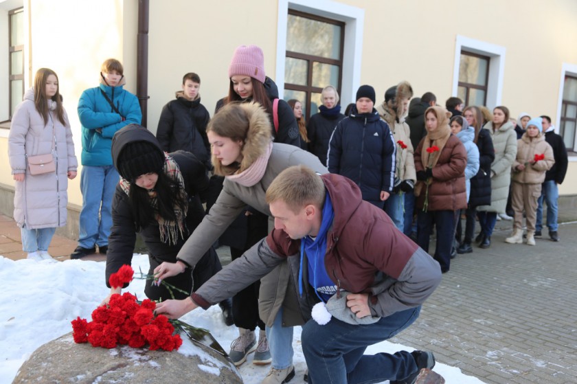 Молодогвардейцы провели патриотическую акцию в Красногорске